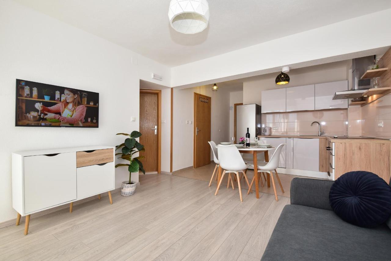 Apartman Luka 伊格拉恩 外观 照片